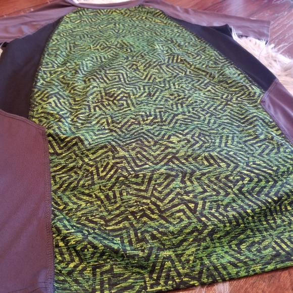 Champion tee - Picture 2 of 7